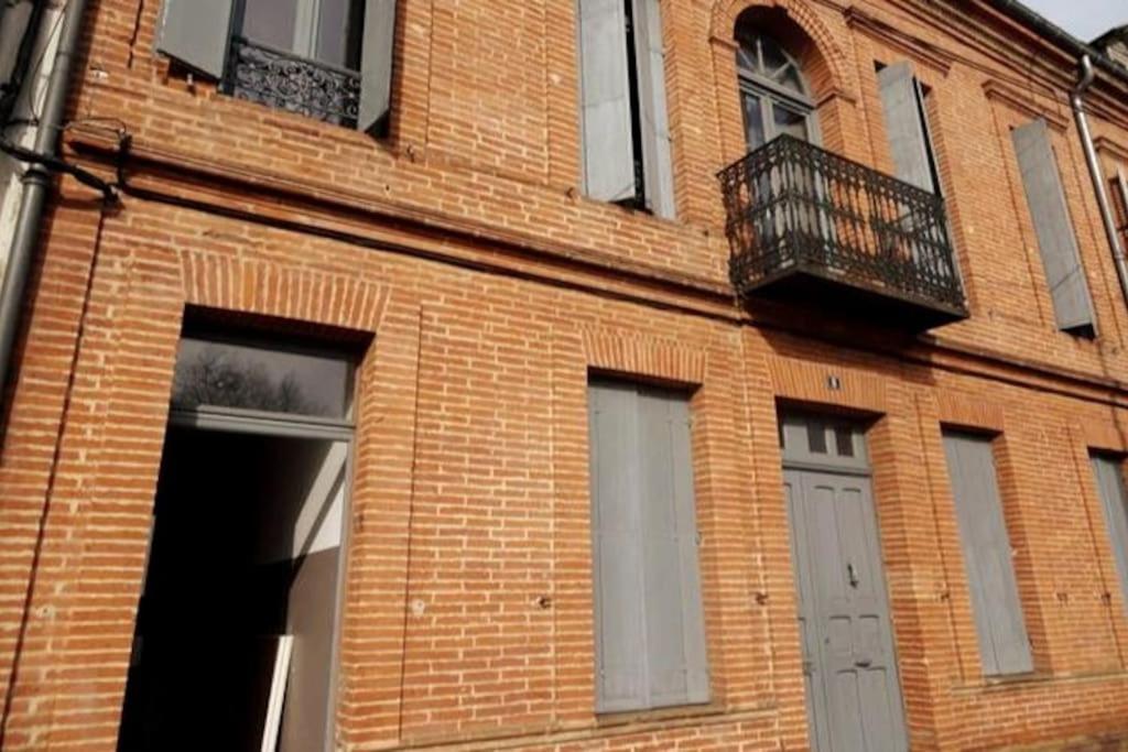 Le Cours Foucault - 3 Appartements - 8 Couchages 몽토방 외부 사진